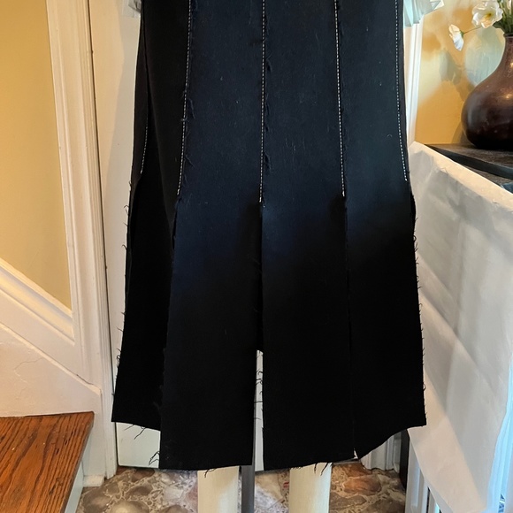 Suno Black Pleated Midi Skirt - Picture 2 of 5